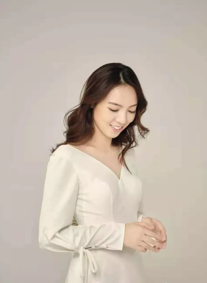 精彩回顾 | 利来w66e联远程艺术教育联盟武汉琴声何来特邀钢琴家李京倍老师远程公开课